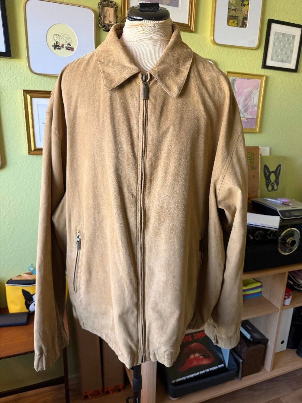 Y2K Weatherproof Men’s Tan Faux Suede Jacket XXL, Zip Pockets + Phone Pocket
